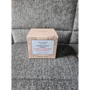 Victoria's Secret | Coconut Milk & Rose Ultra Hydrating Face Moisturizer